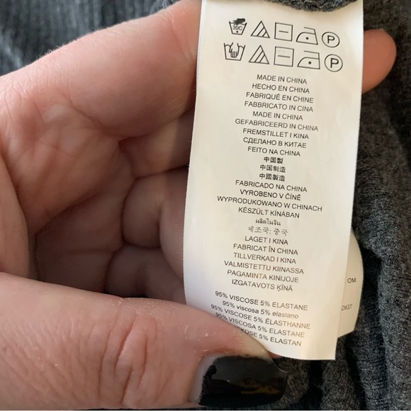 Michael KORS BOAT NECK LONG FLOUNCE SLEEVES GREY TOP SOZE XS - Picture 8 of 8